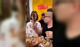 娱乐吃瓜酱男生凡尔赛,娱乐吃瓜酱男生凡尔赛背后的故事