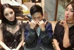 吃瓜娱乐圈双男,娱乐圈双生明星的甜蜜碰撞