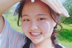 她进娱乐圈吃瓜却红了